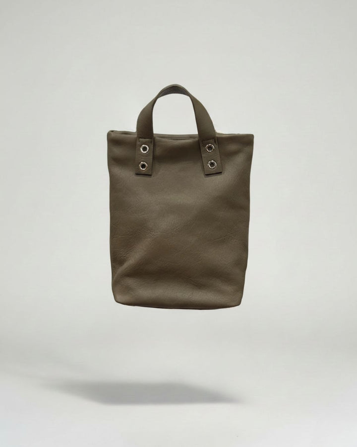 Dolores - Medium leather backpack