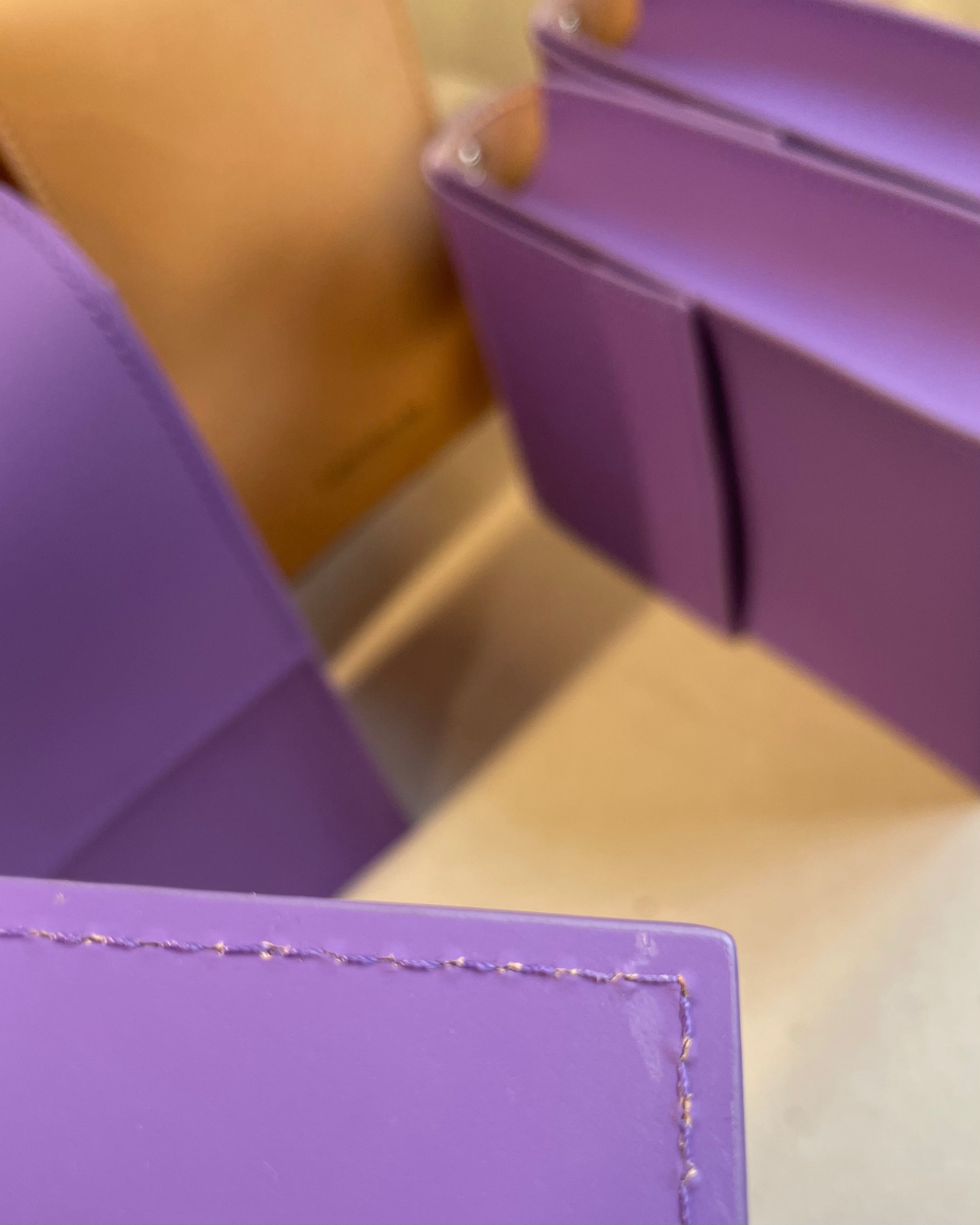 BOLSOS CON HISTORIA (RUPTURA) - Paca Violeta (T26 - T29)