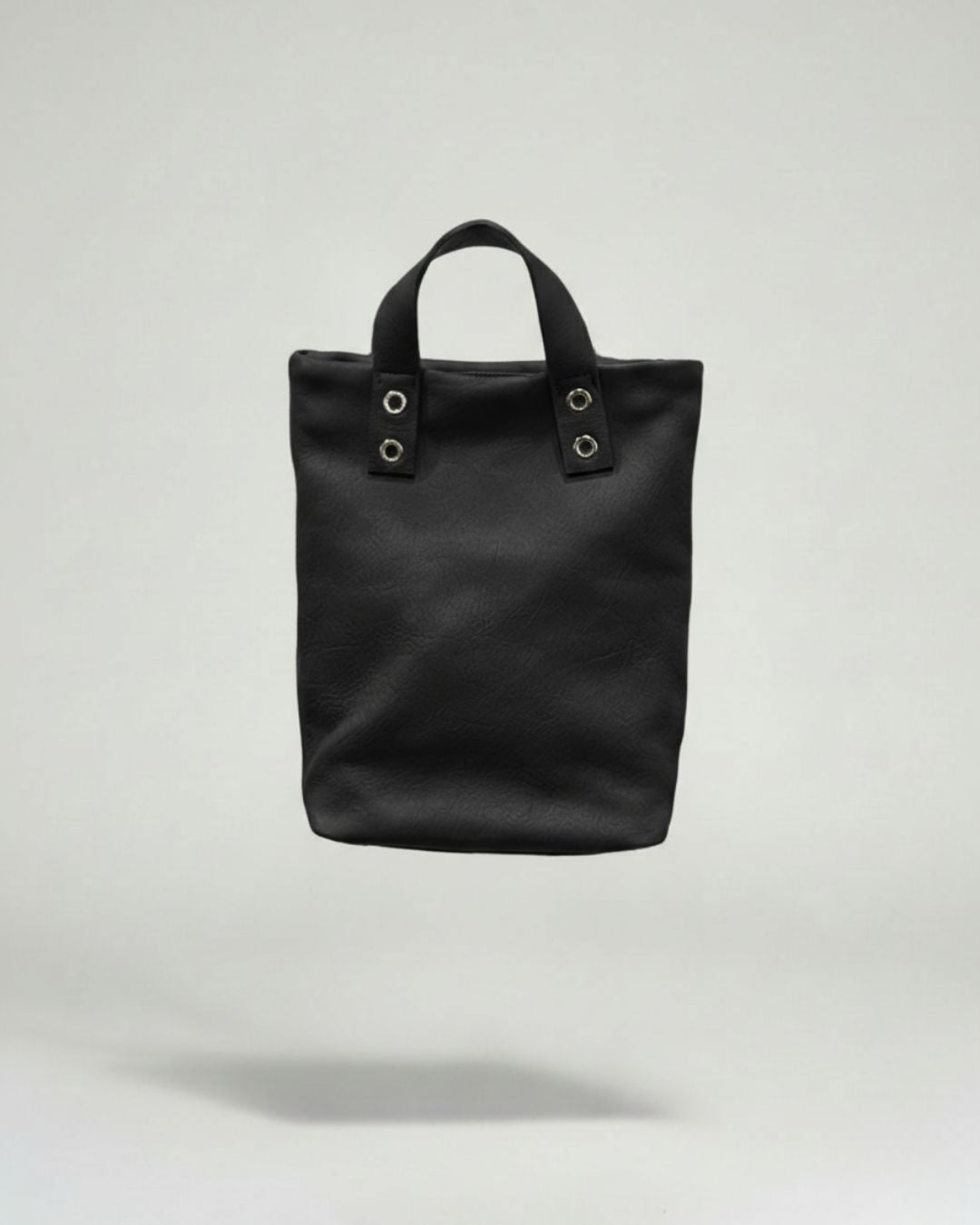 Dolores - Medium leather backpack