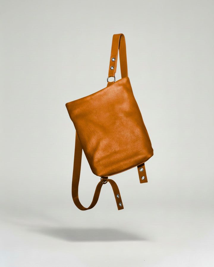 Dolores - Medium leather backpack
