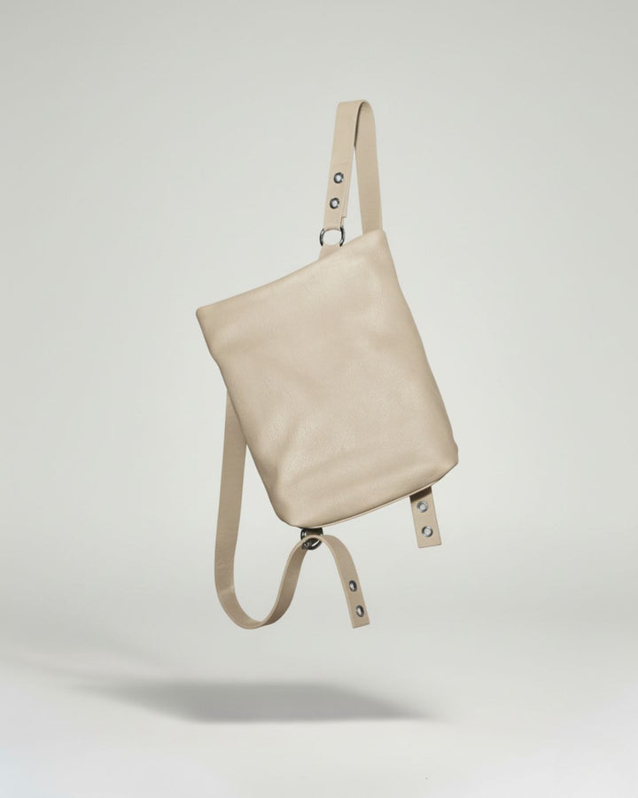 Dolores - Medium leather backpack