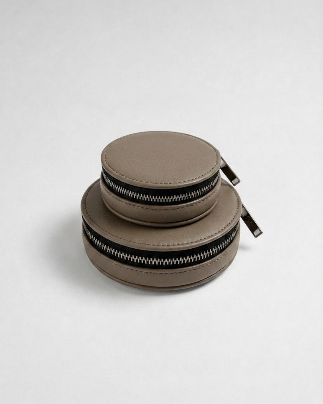 ALMITA - Leather accessory