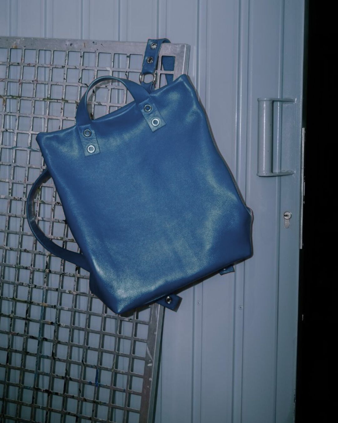 Mª Dolores - Mochila grande en piel