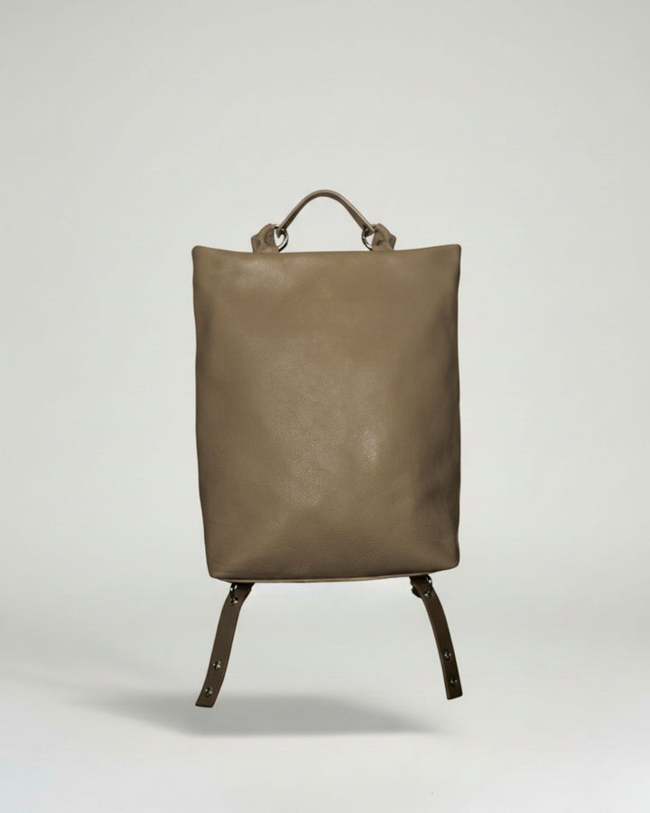 Mª Dolores - Large backpack in leather