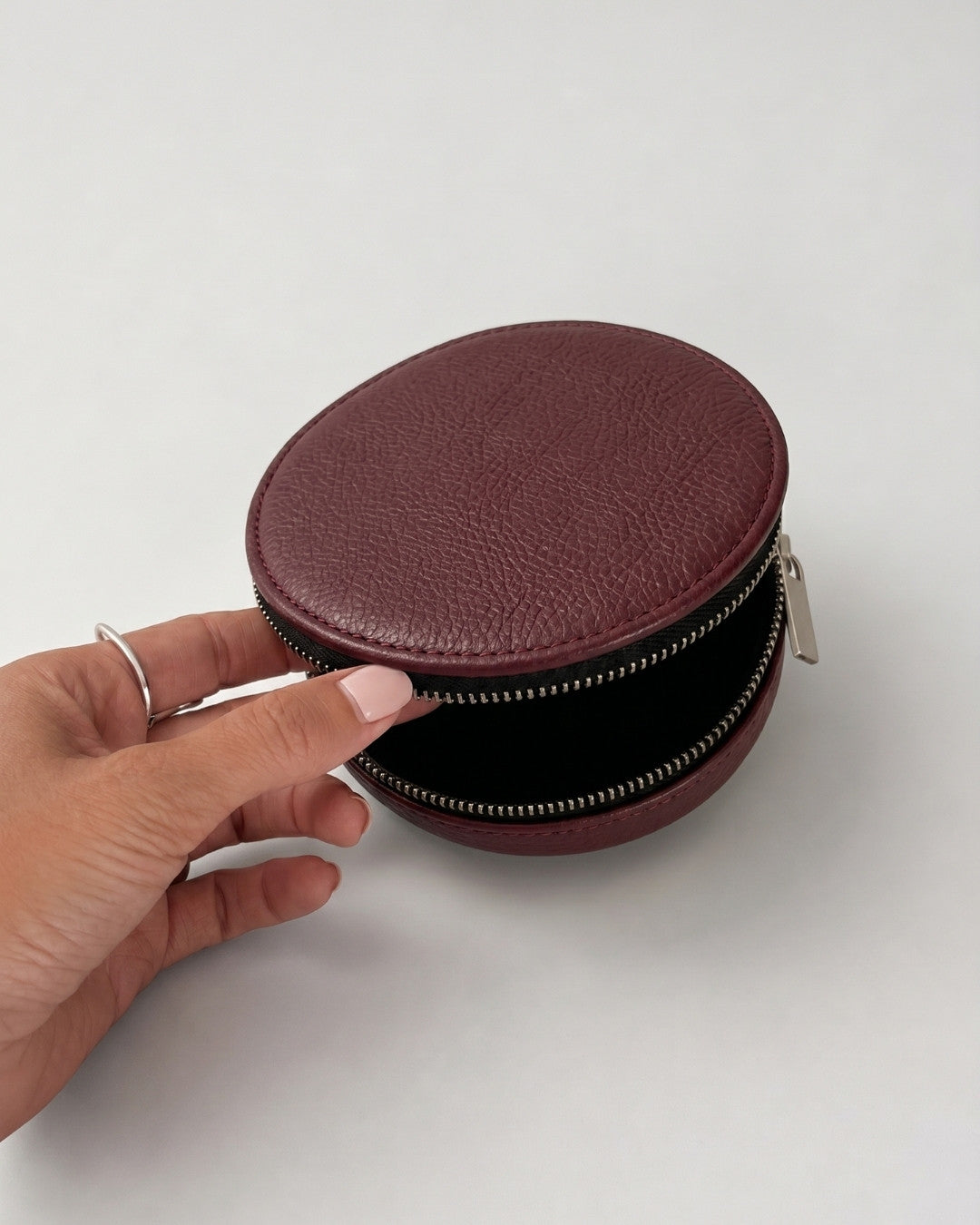 ALMITA - Leather accessory