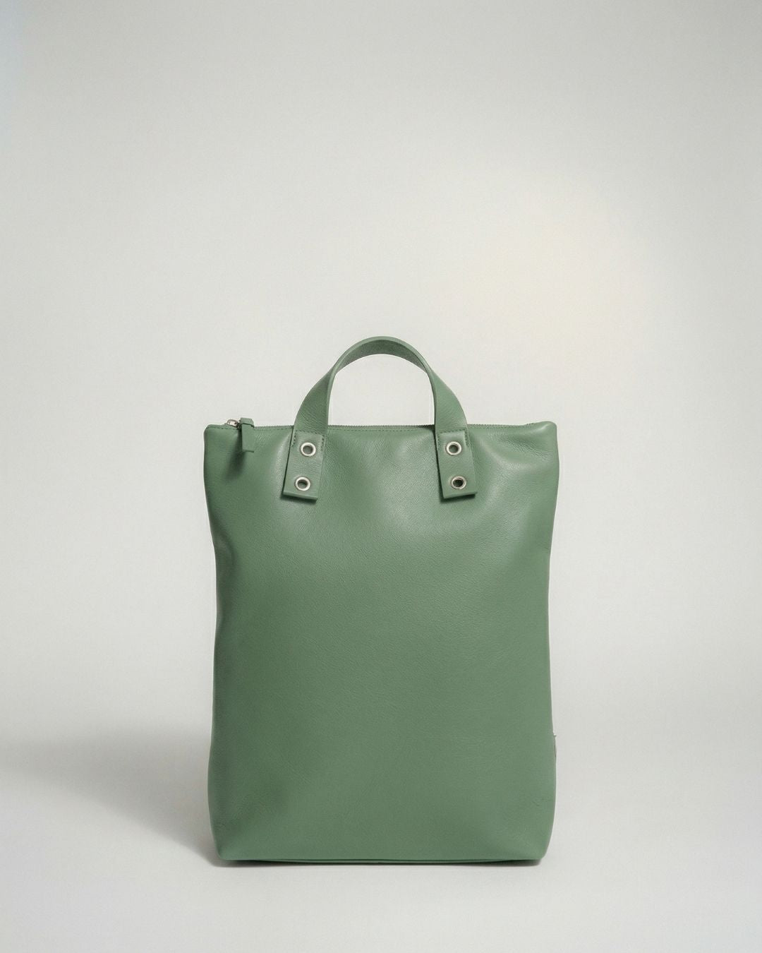 Mª Dolores - Large backpack in leather