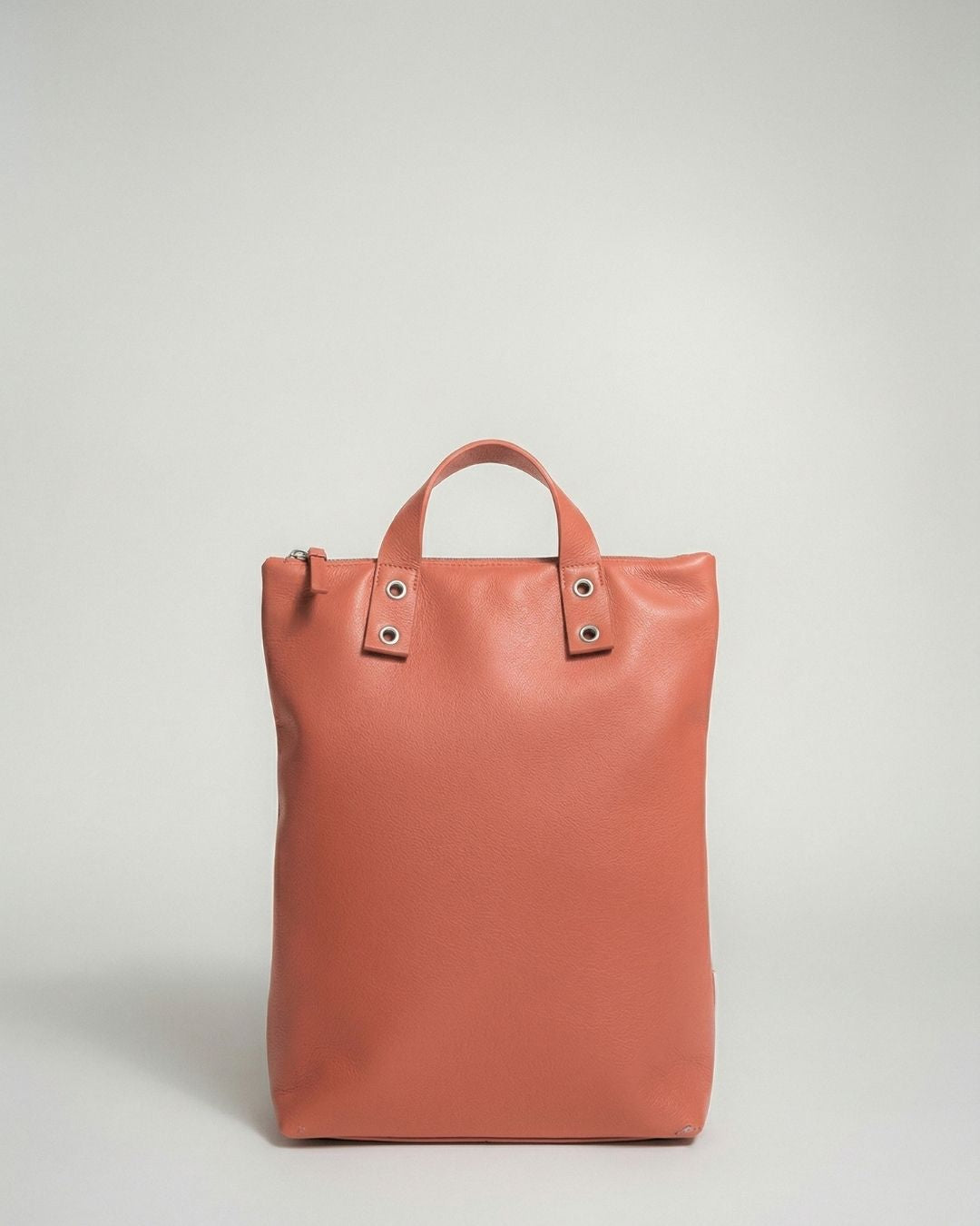 Mª Dolores - Large backpack in leather