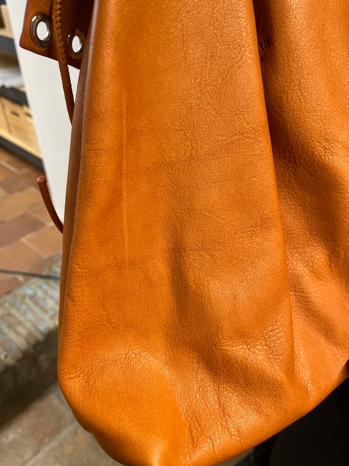 BOLSOS CON HISTORIA (RUPTURA) - Loles - Bolso mediano en piel (TARA)