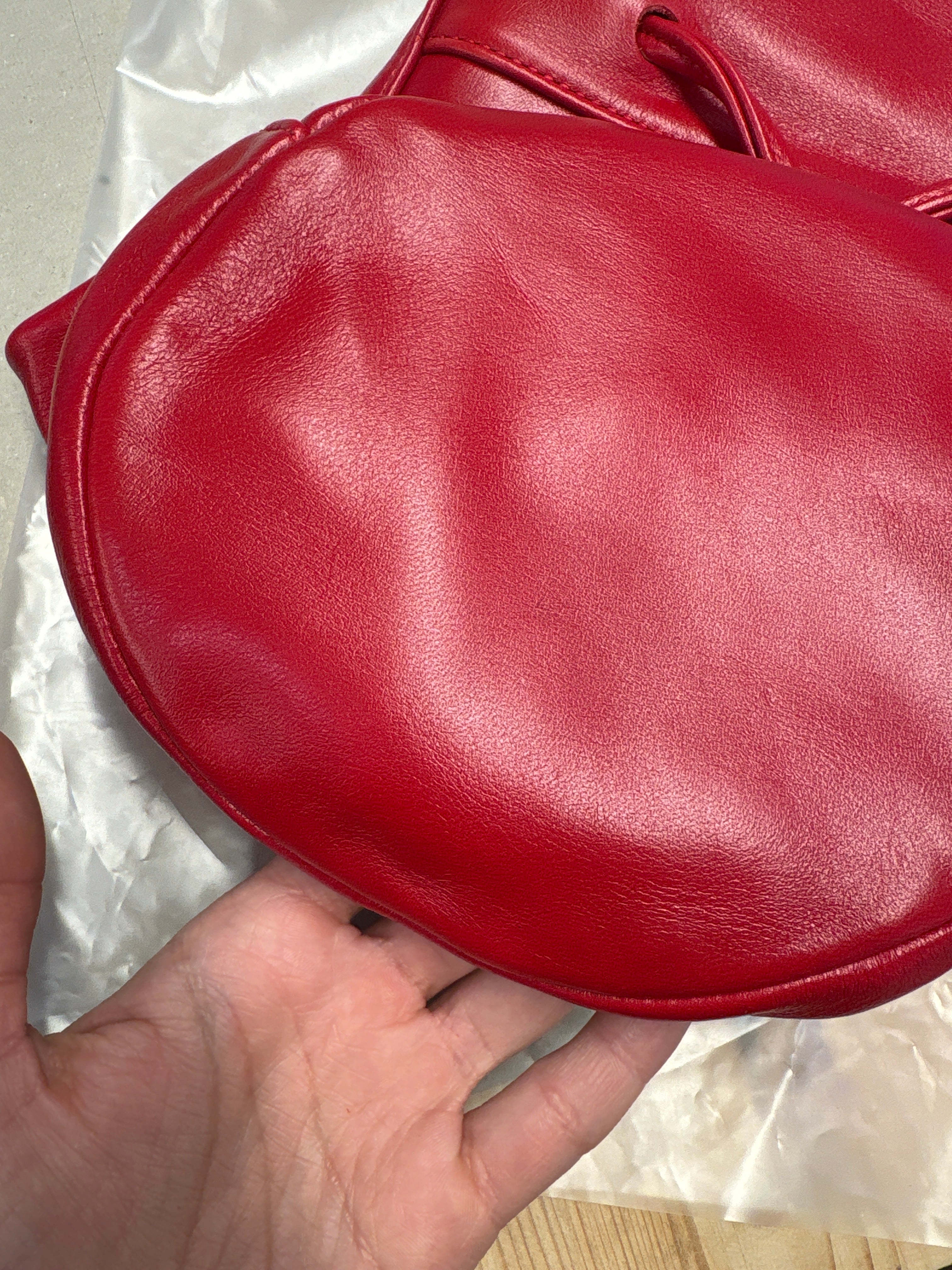 BOLSOS CON HISTORIA (RUPTURA) - IRENE (La Bebé) - Mini Mochila Piel TARA