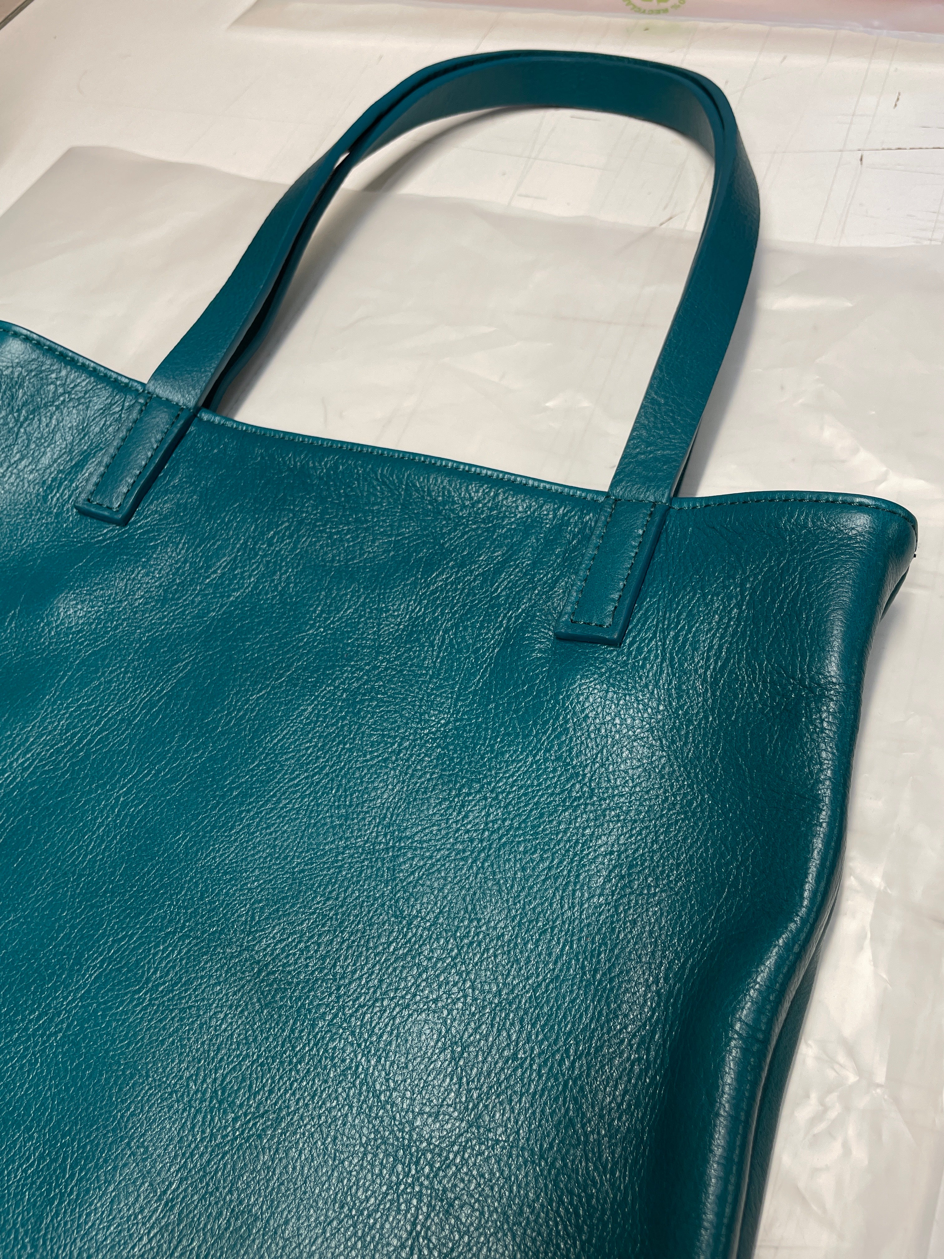 BOLSOS CON HISTORIA (RUPTURA) - Tote Piel TARA - IRENE X OA