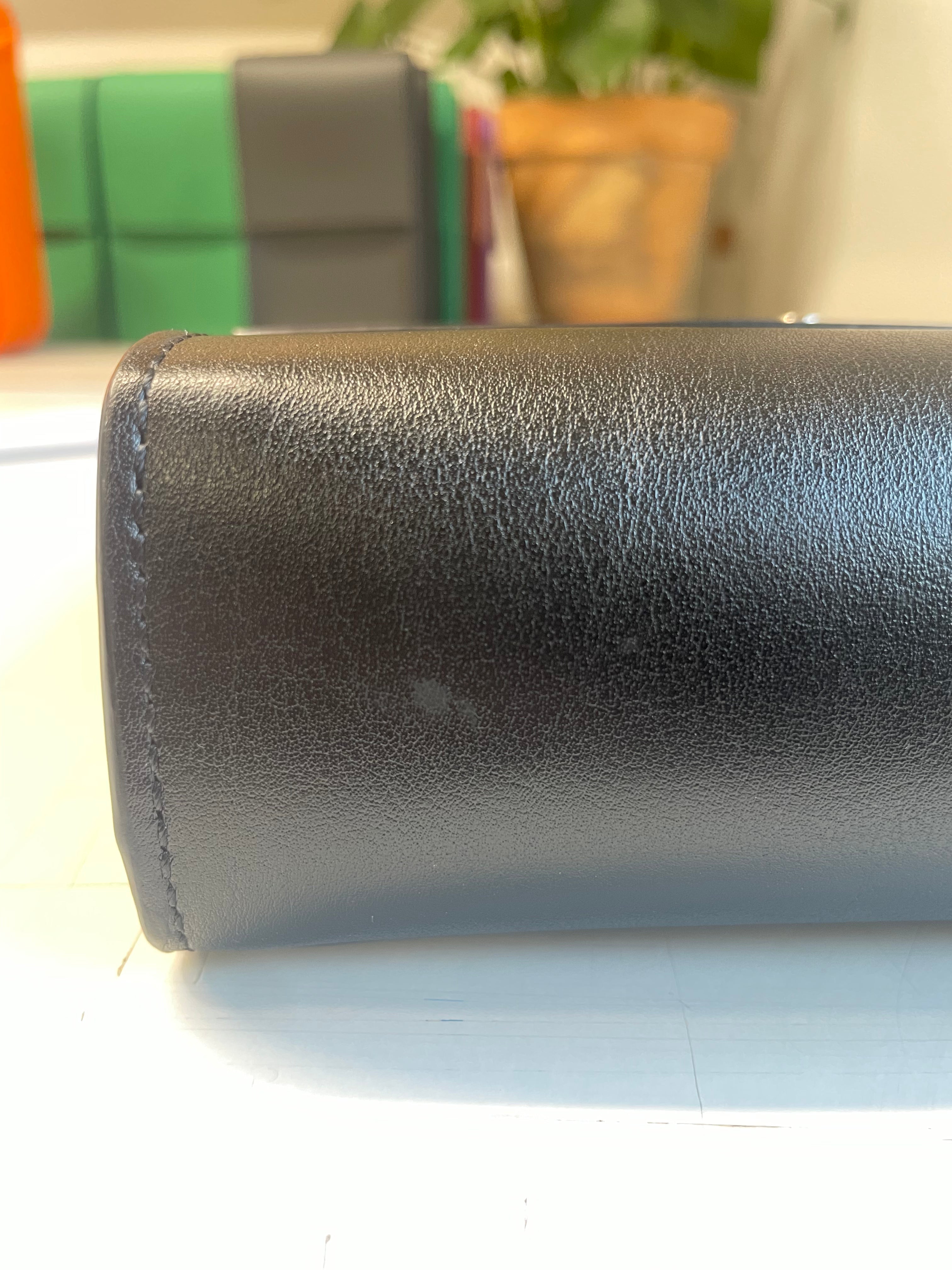 BOLSOS CON HISTORIA (RUPTURA) - Carmela