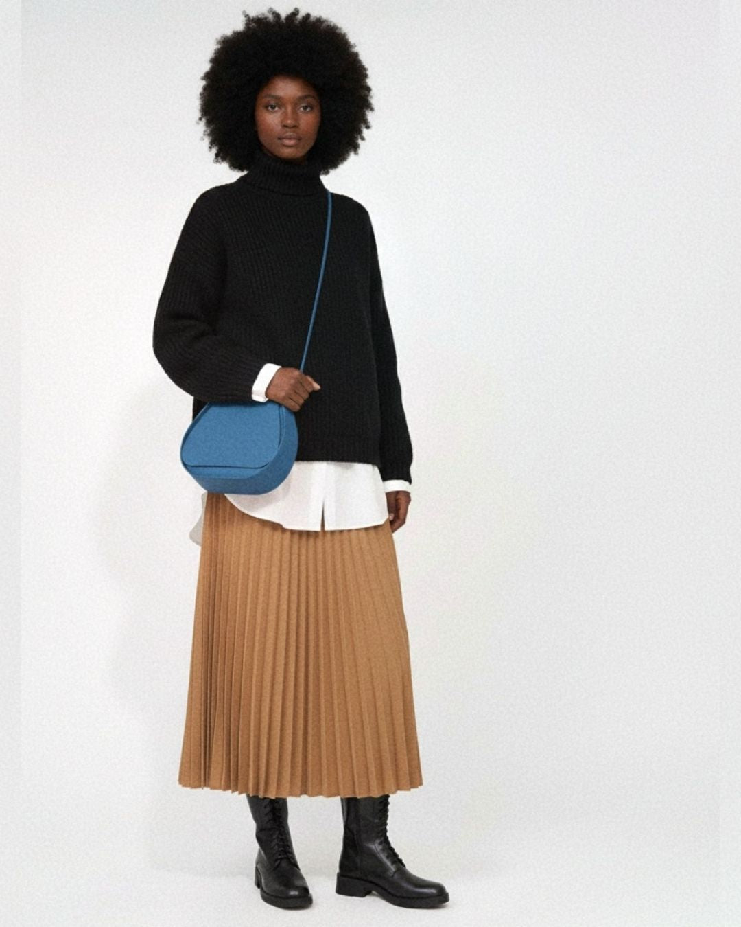 DOÑA RAFAELA - Leather Handbag