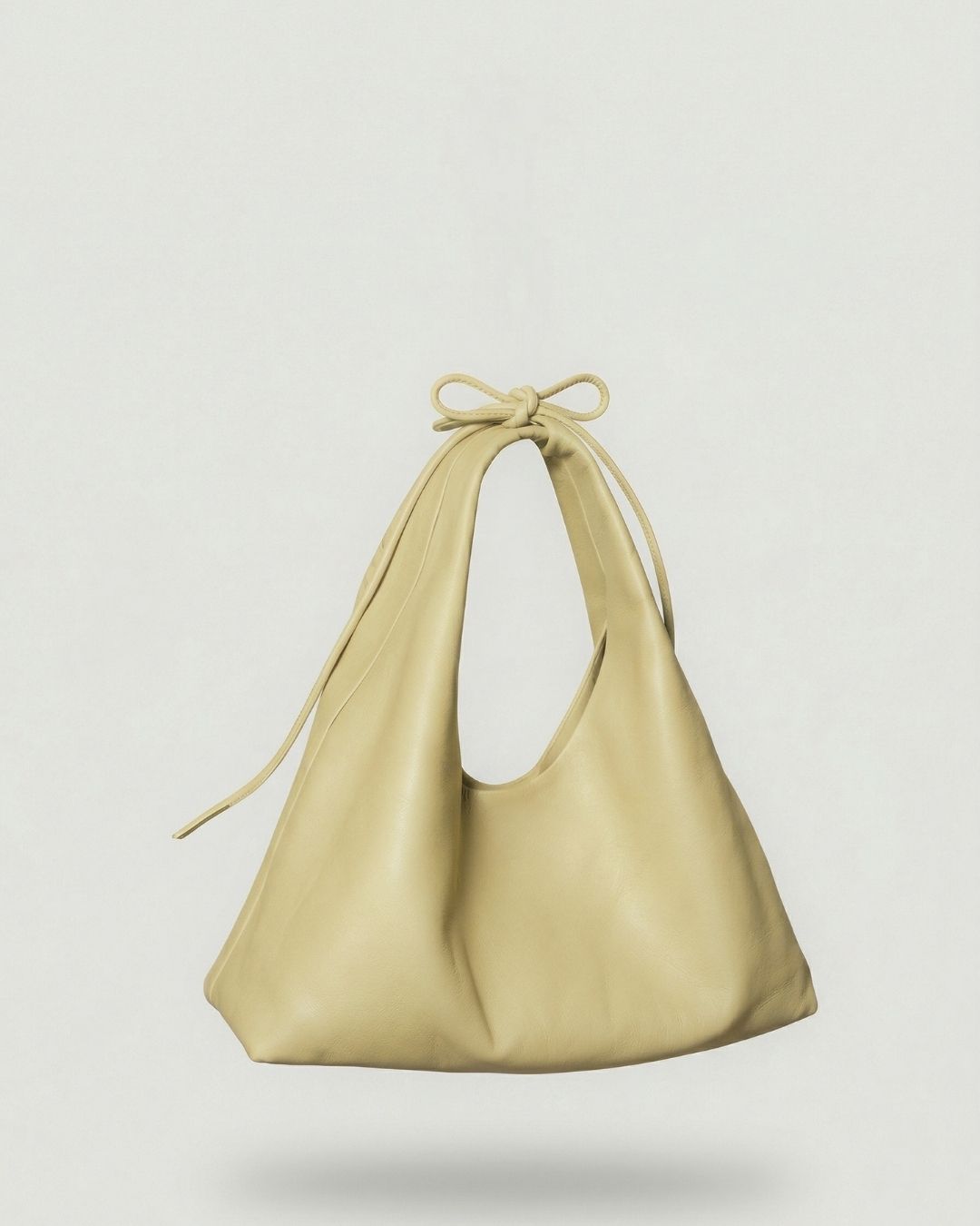 Lola - Medium leather handbag