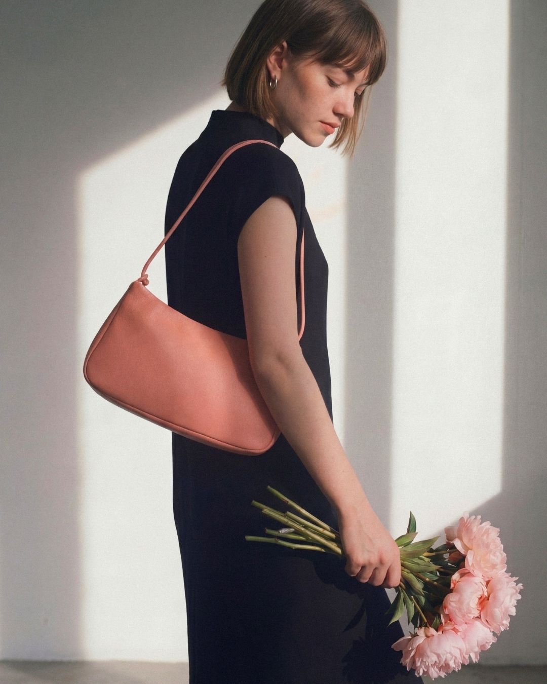 Loli - Bolso mediano en piel con cordón SS26