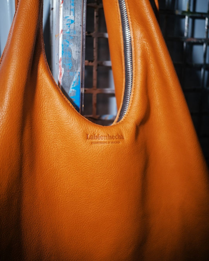 Doña Lola - XL large leather handbag