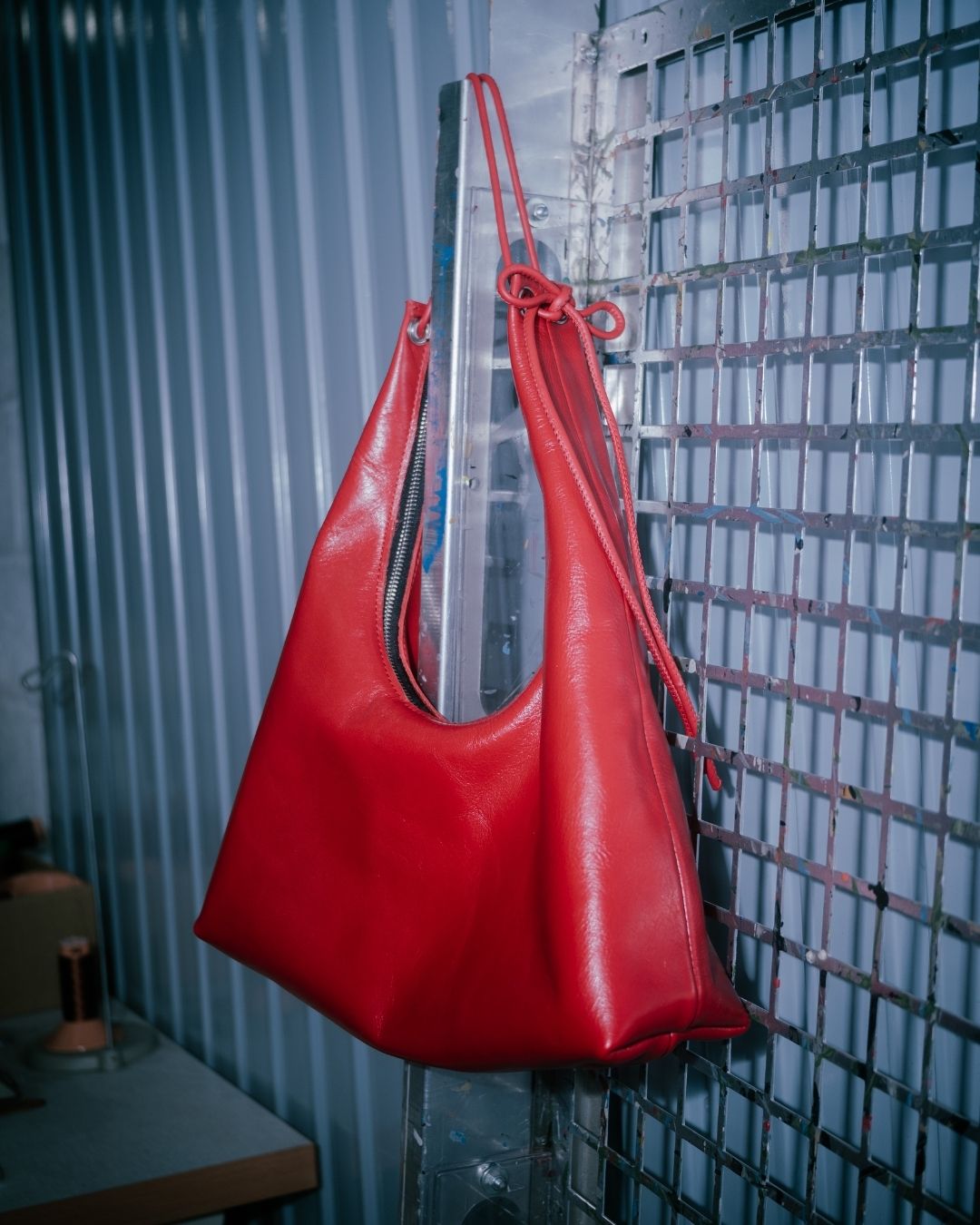 Lola - Medium leather handbag