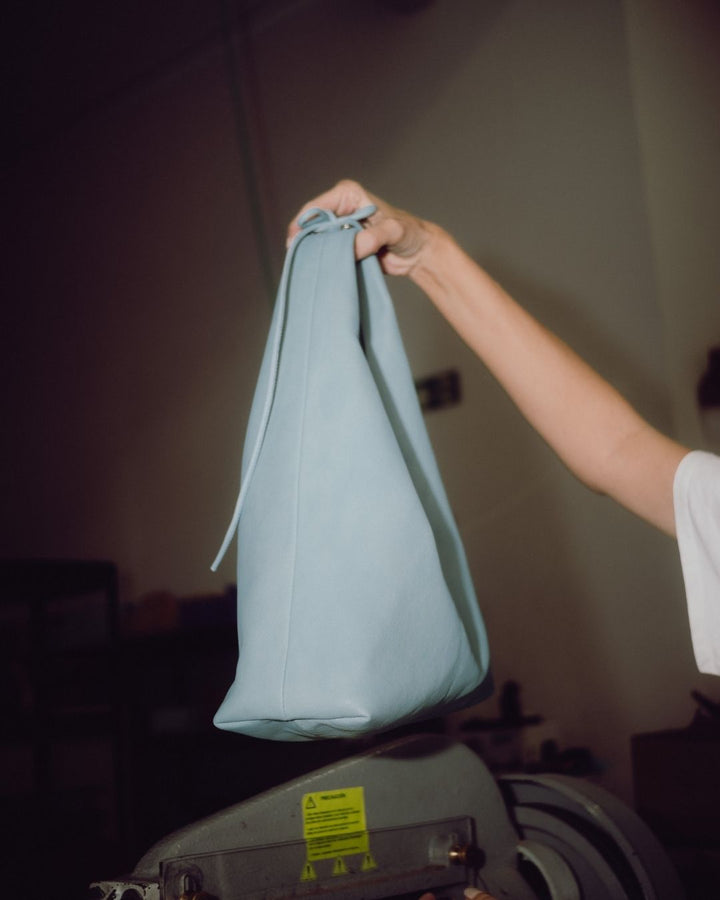 Loles - Medium leather handbag