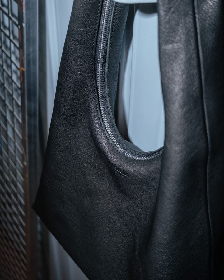 Loles - Medium leather handbag