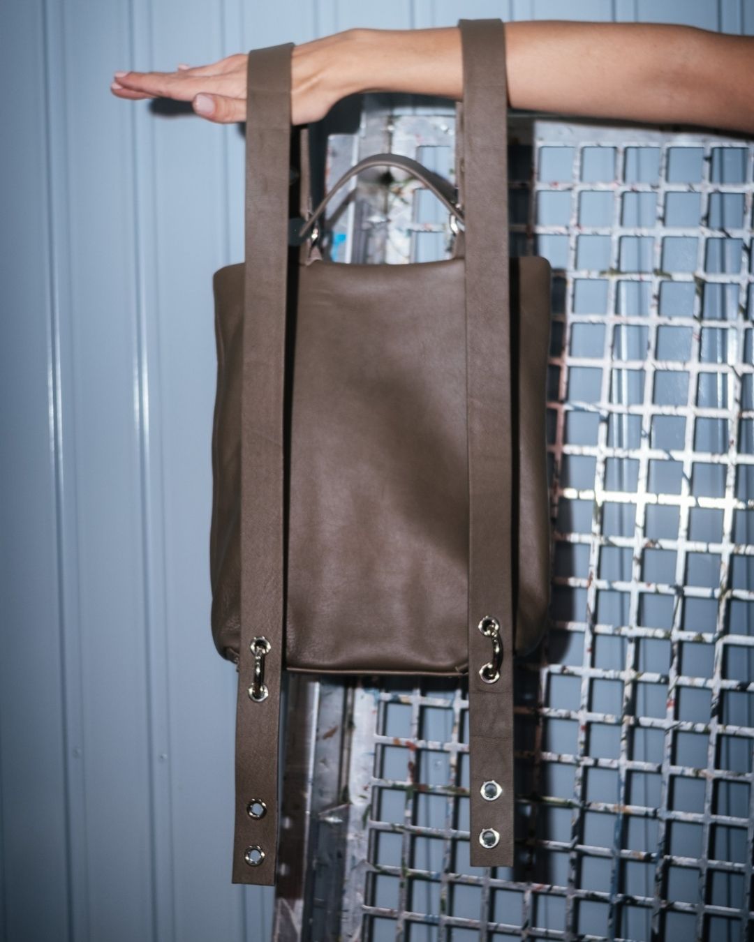 Dolores - Mochila mediana en piel