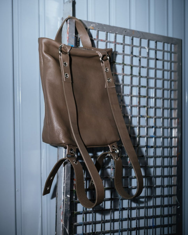Dolores - Medium leather backpack