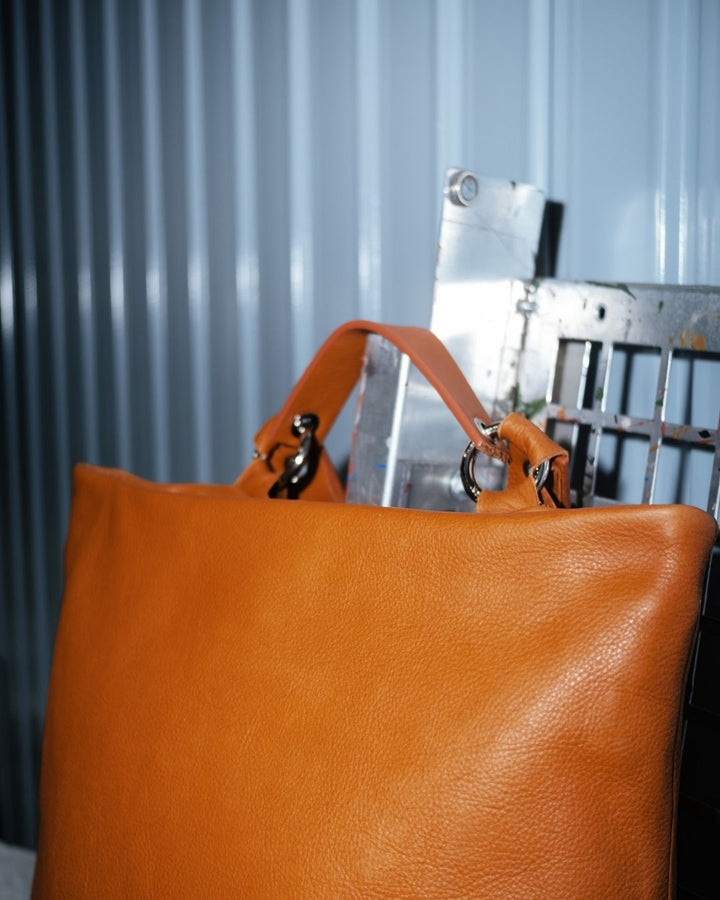 Mª Dolores - Large backpack in leather