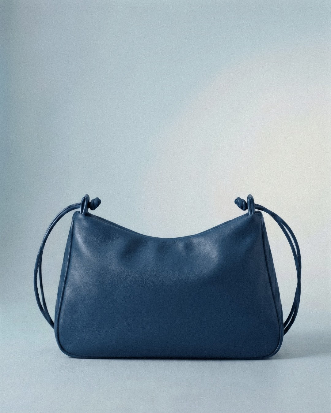 Loli - Bolso mediano en piel con cordón