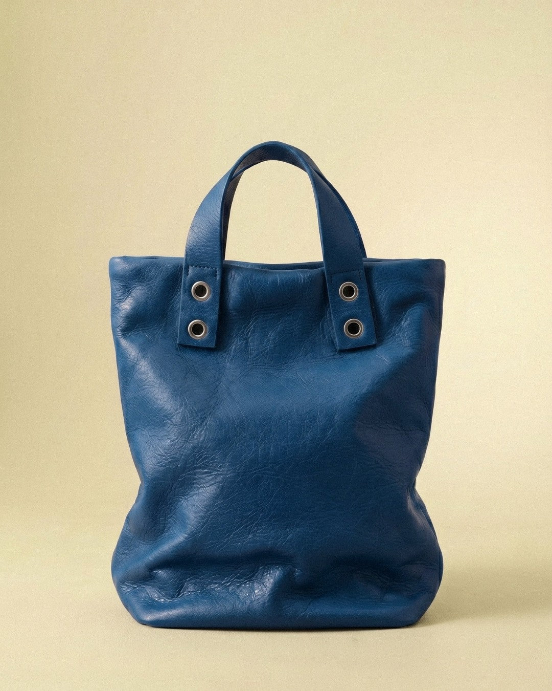 Dolores - Mochila mediana en piel