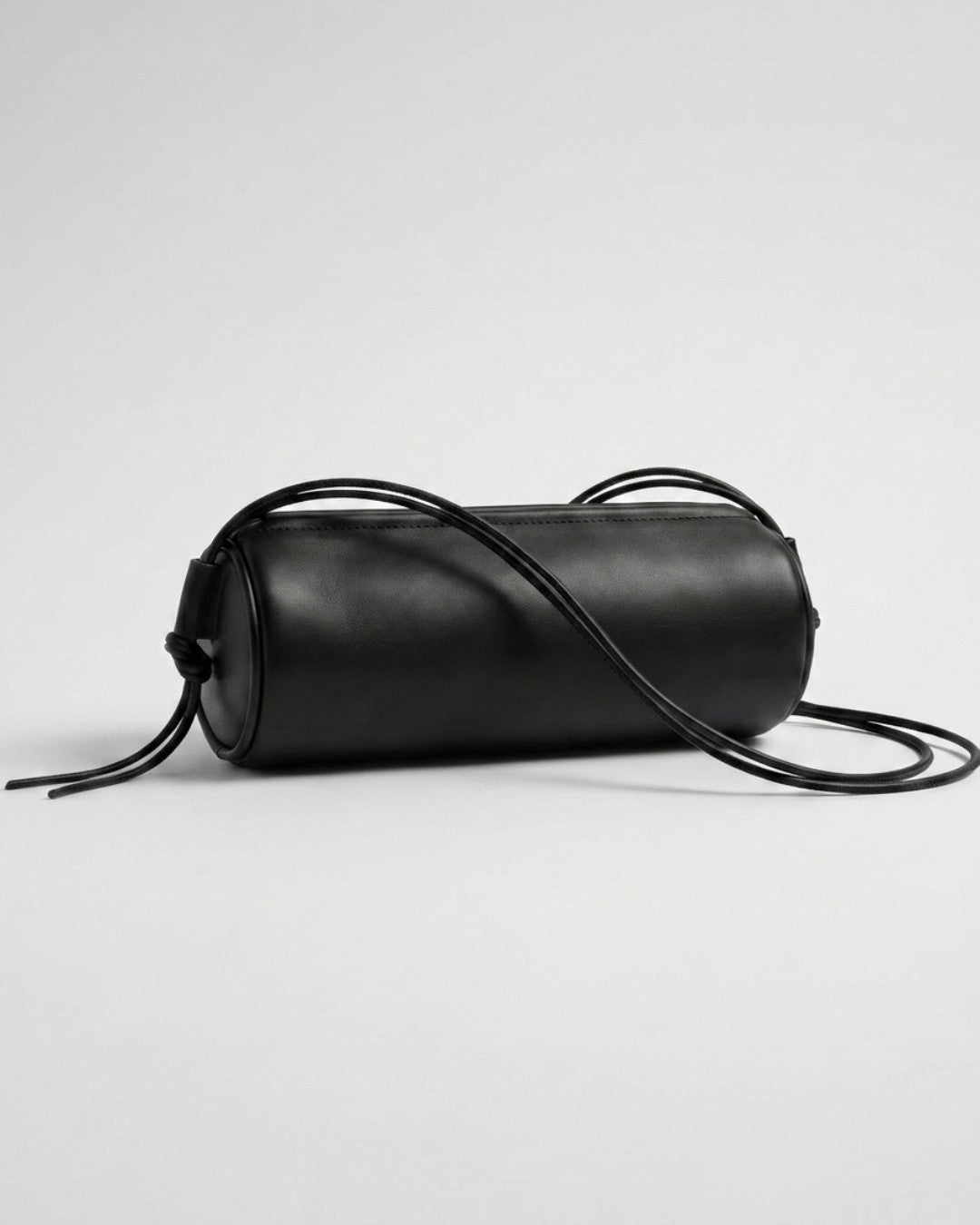 ALMA - Leather Tube Bag