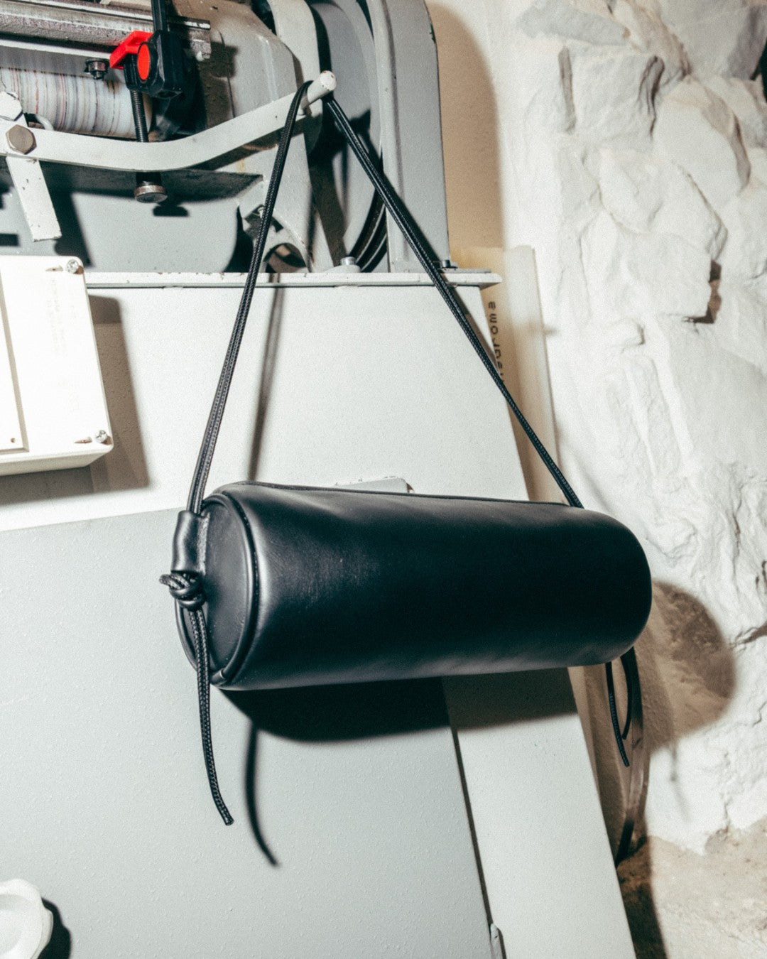 ALMA - Leather Tube Bag