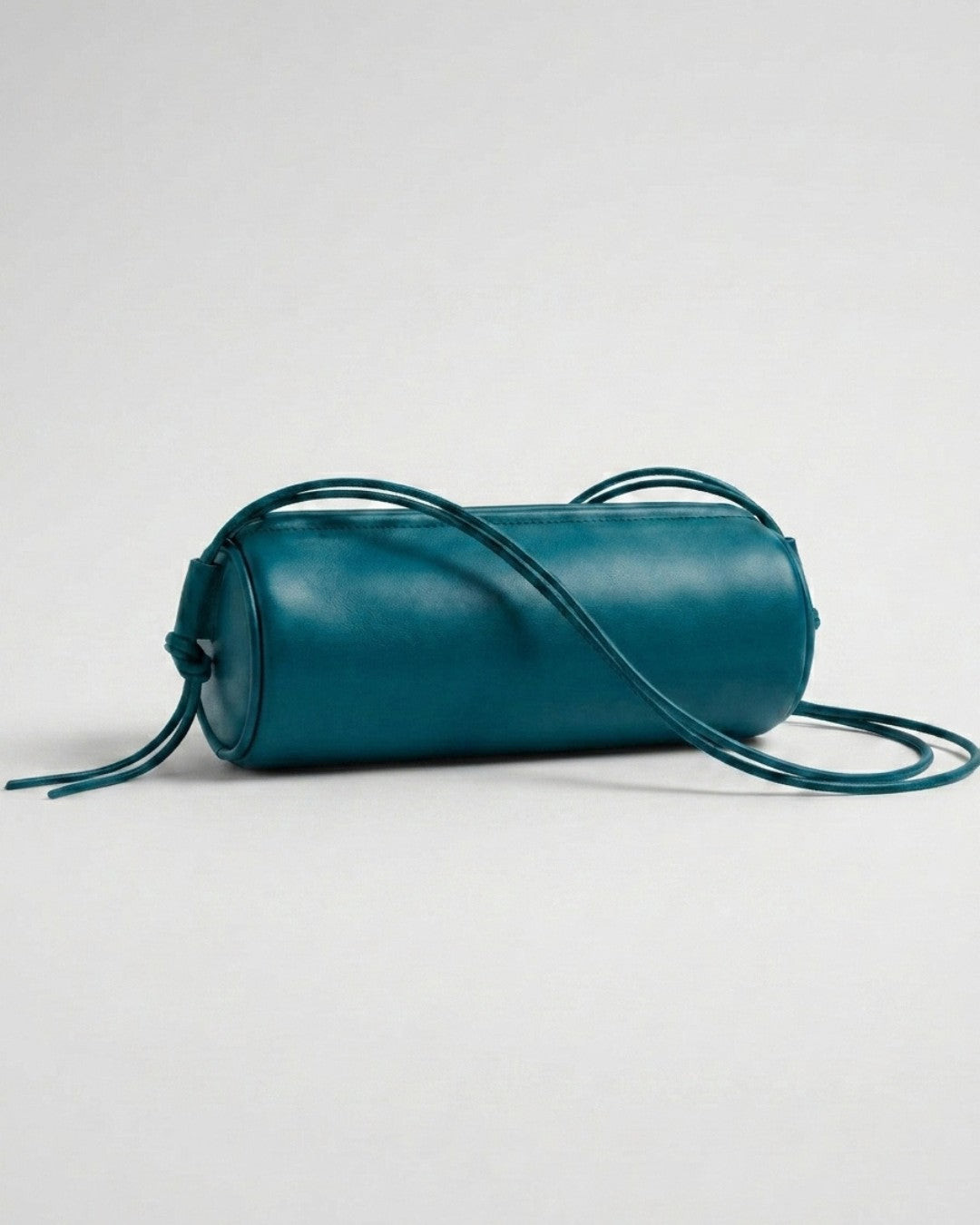 ALMA - Leather Tube Bag