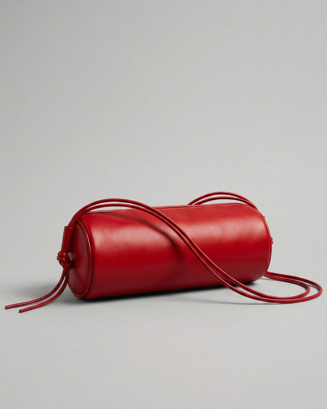 ALMA - Leather Tube Bag