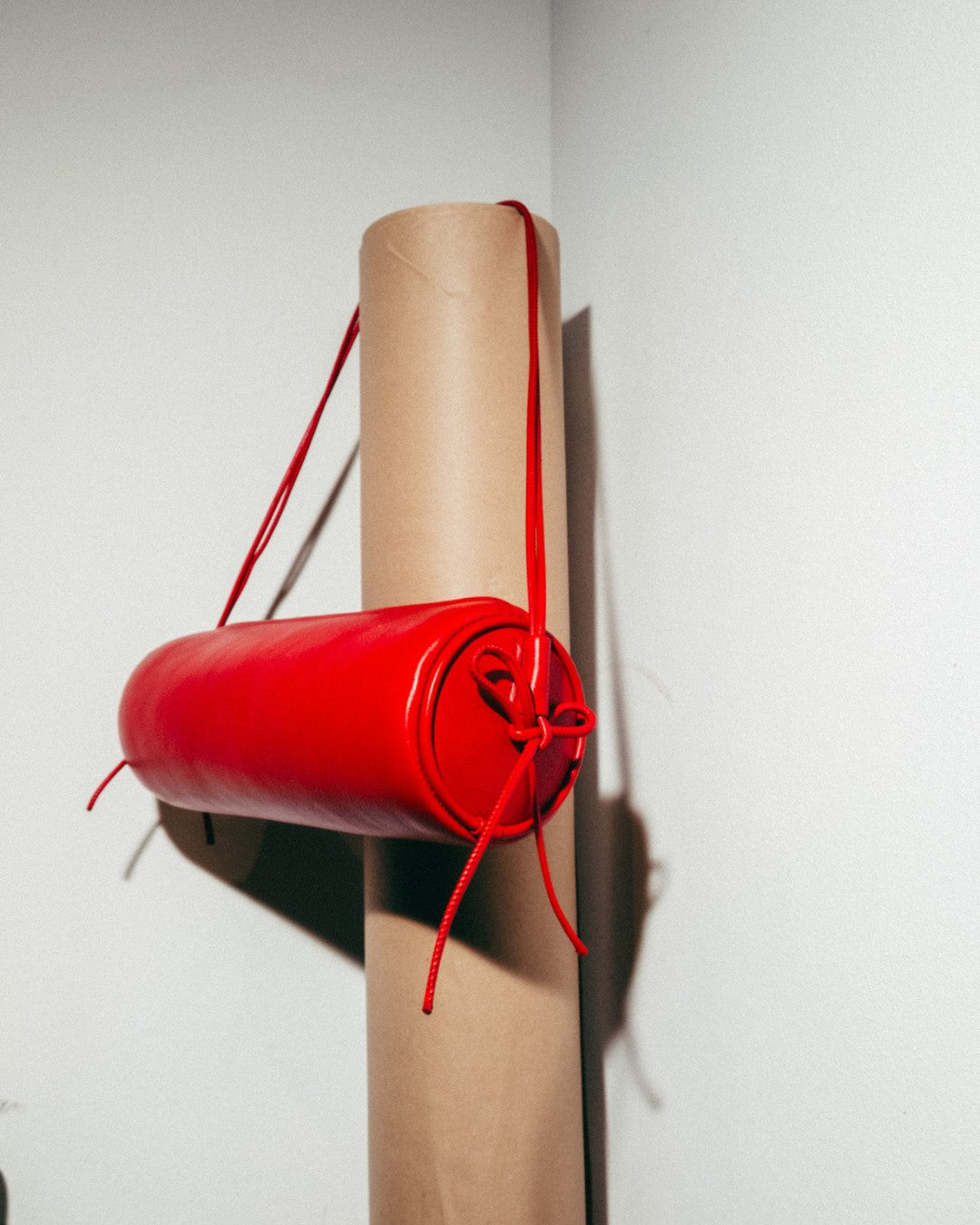 ALMA - Leather Tube Bag