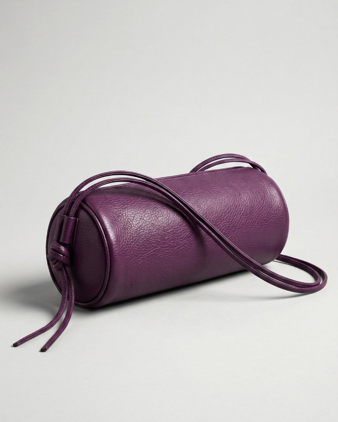 ALMA - Leather Tube Bag