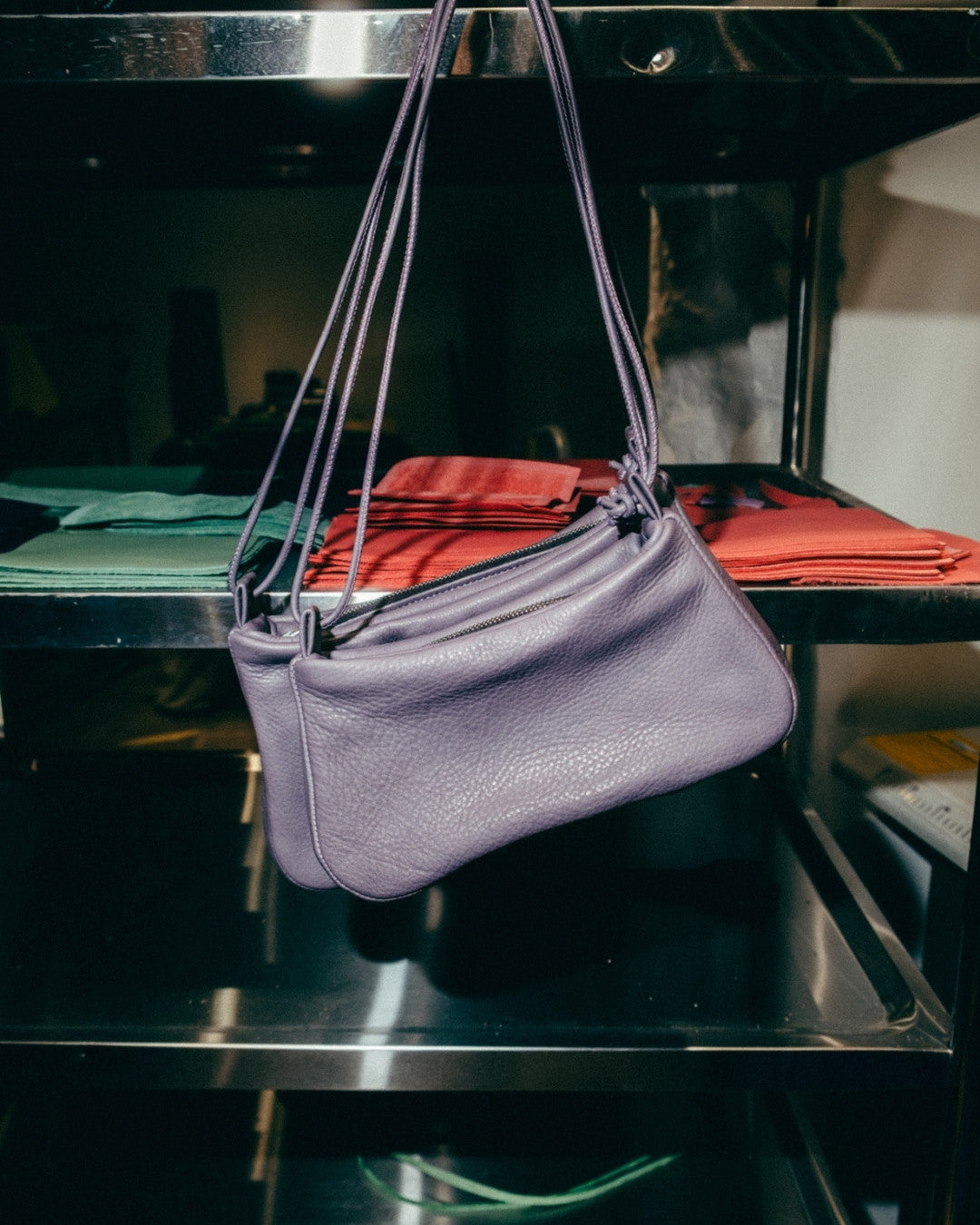 Loli - Bolso mediano en piel con cordón - La Inesperada