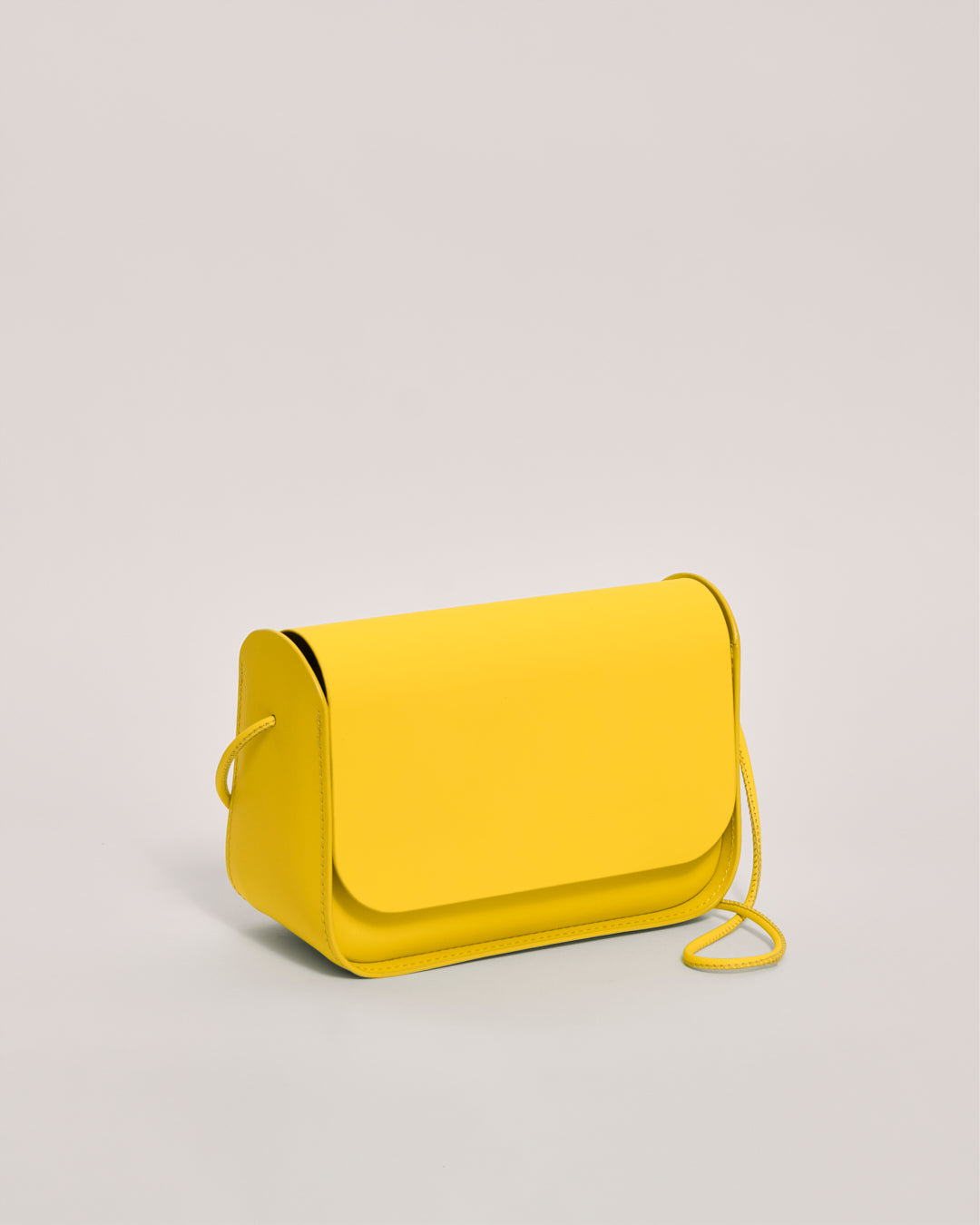 Nina 2G - Recycled Leather Handbag