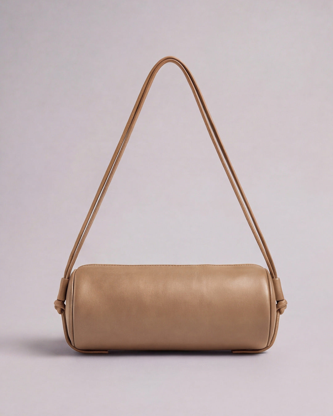 Bolso tubular ALMA La Grande en piel arena oscuro — Labienhecha