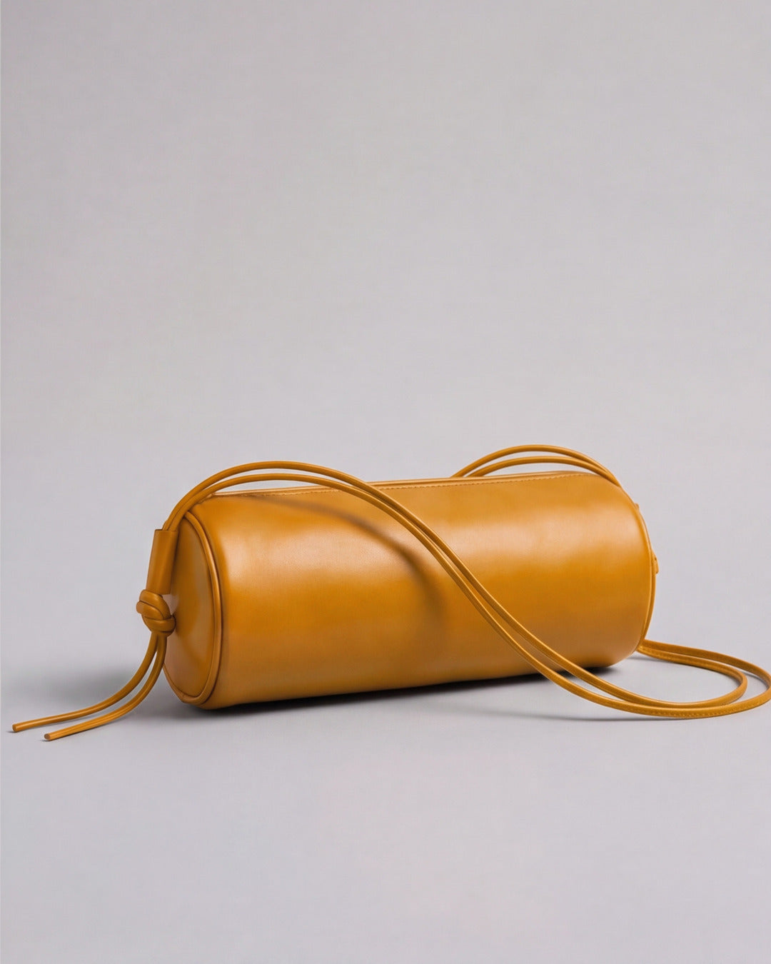 Bolso tubular ALMA La Grande en piel polen — Labienhecha