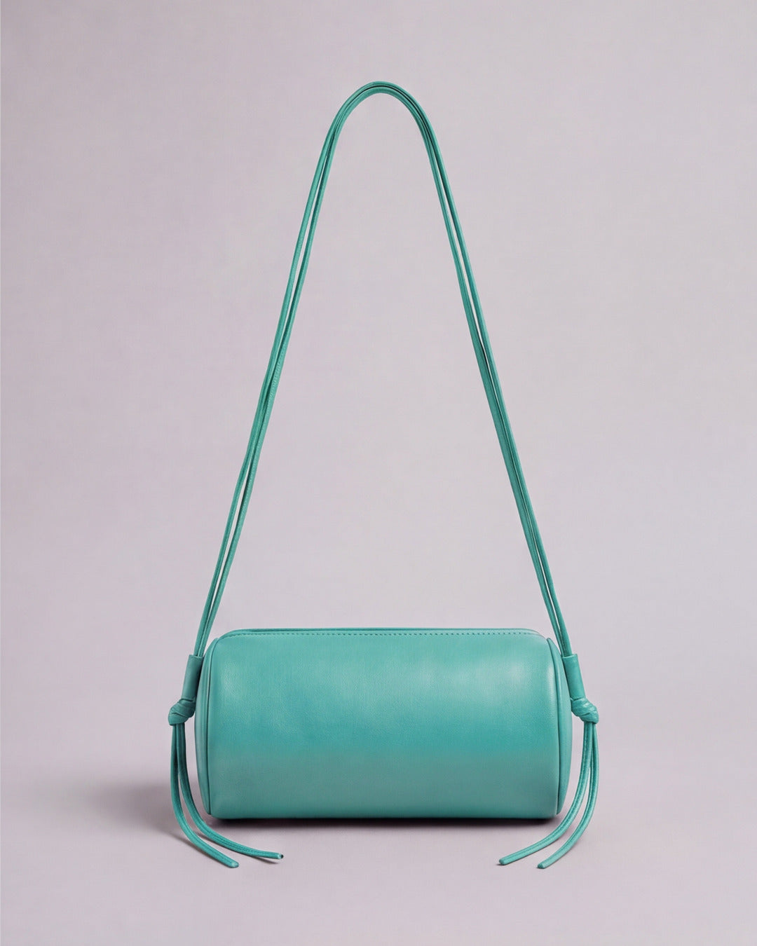 Bolso tubular ALMA Original en piel aguamarina — Labienhecha