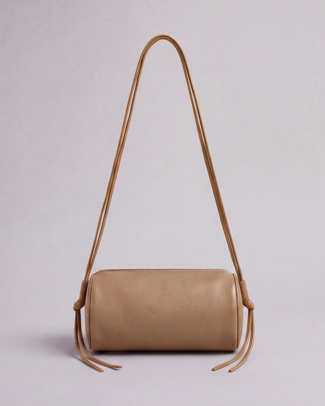 Bolso tubular ALMA Original en piel arena oscuro — Labienhecha