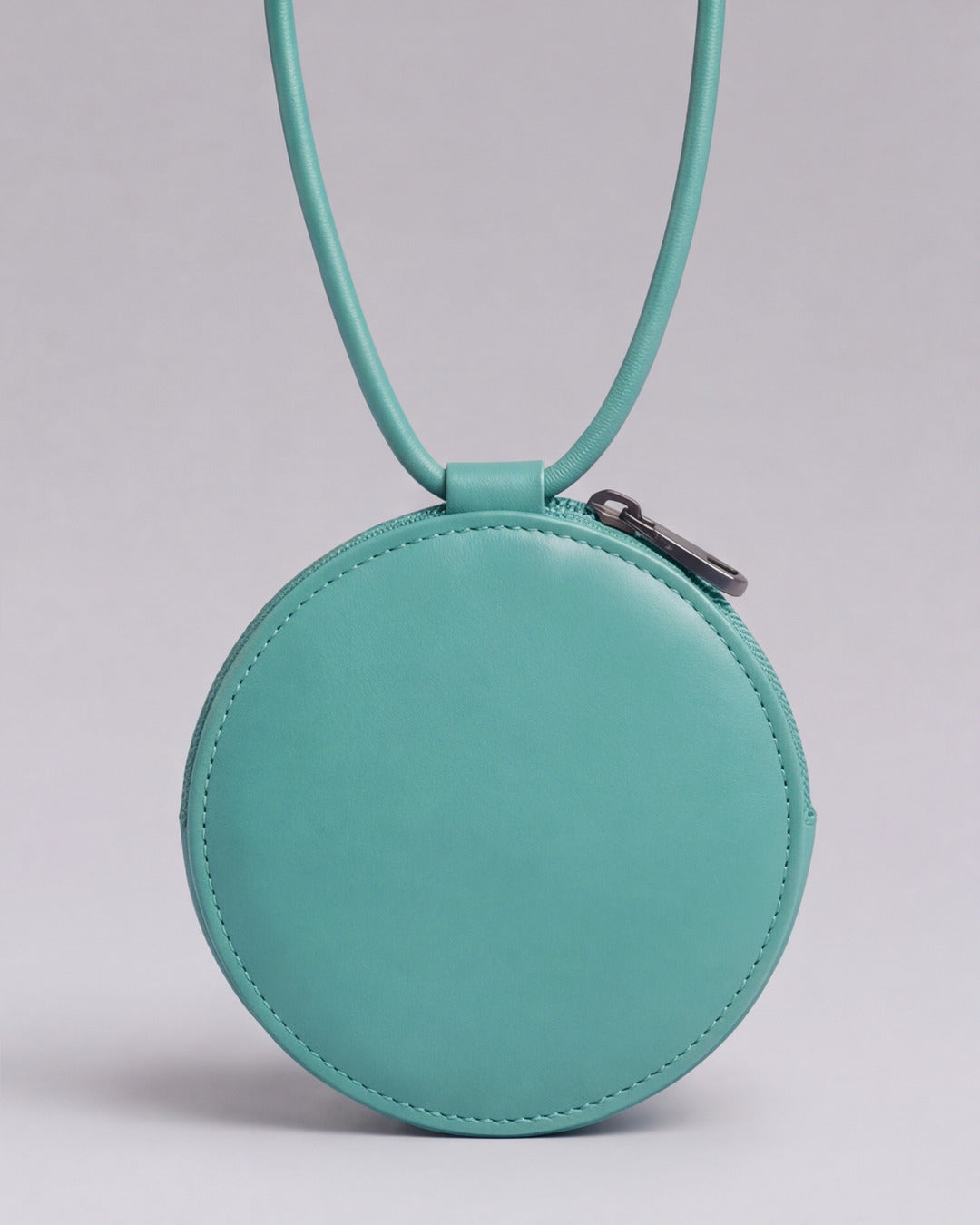 ALMITA - Accesorio piel en piel aguamarina — Labienhecha