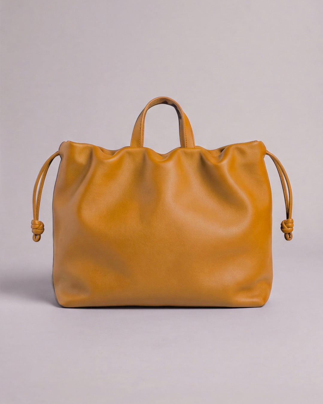 DOÑA ÁNGELA - Bolso Bombonera Piel en piel polen — Labienhecha