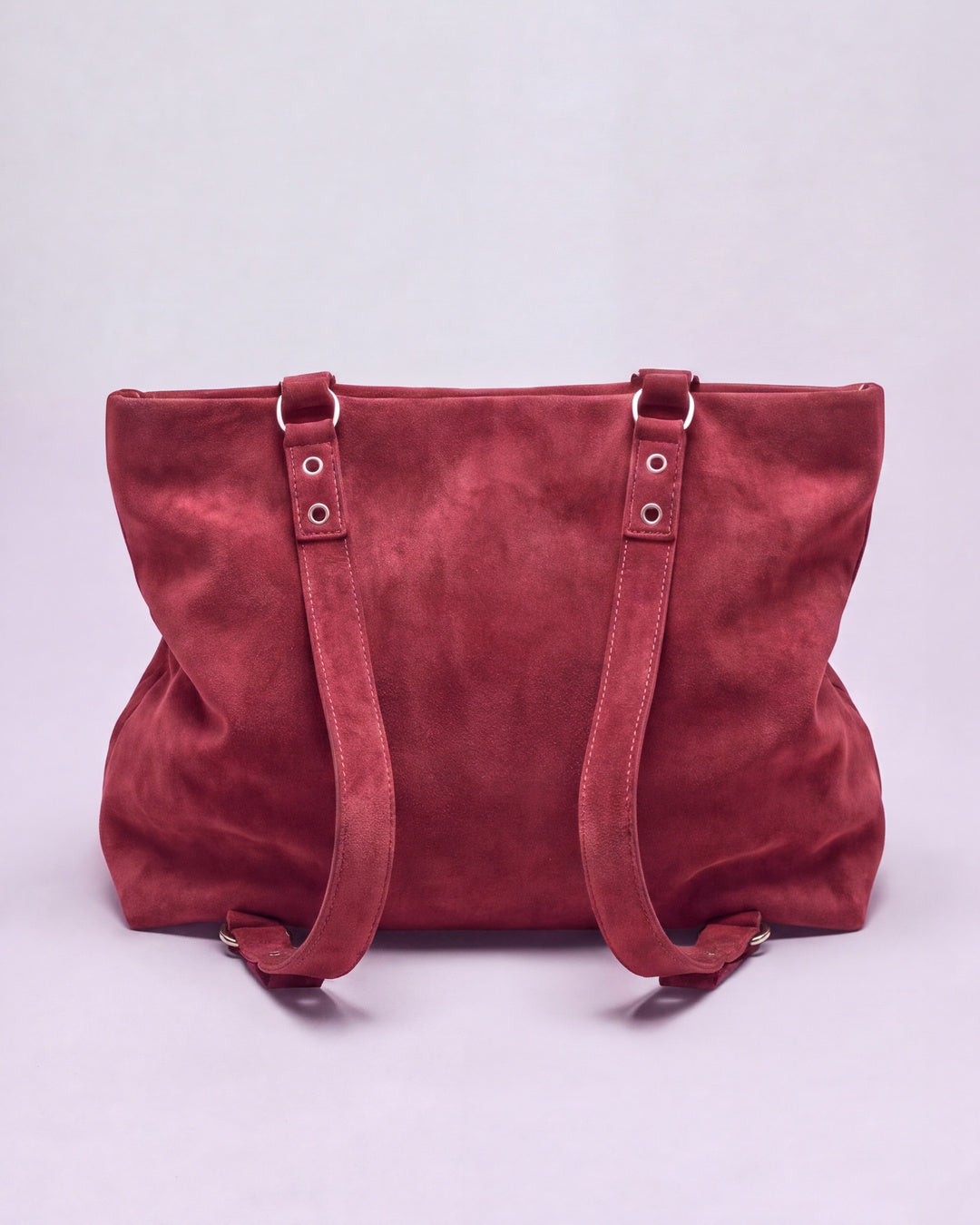 Doña Dolores - Mochila maletín XL en serraje frambuesa, vista trasera — Labienhecha
