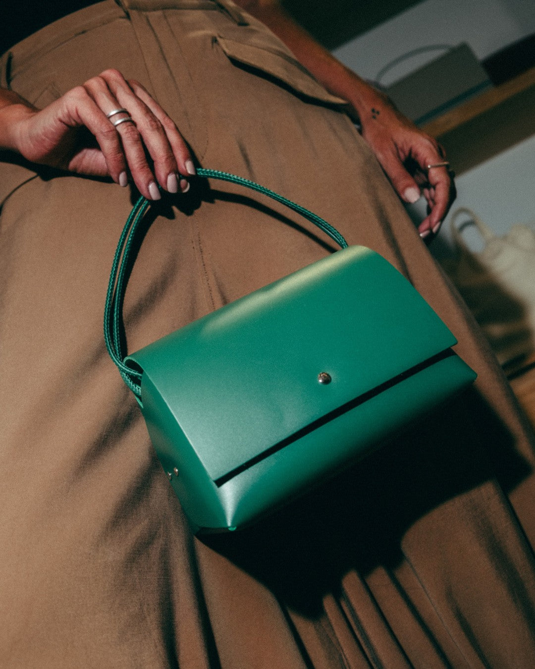 AMPARITO ORIGAMI - Leather Handbag