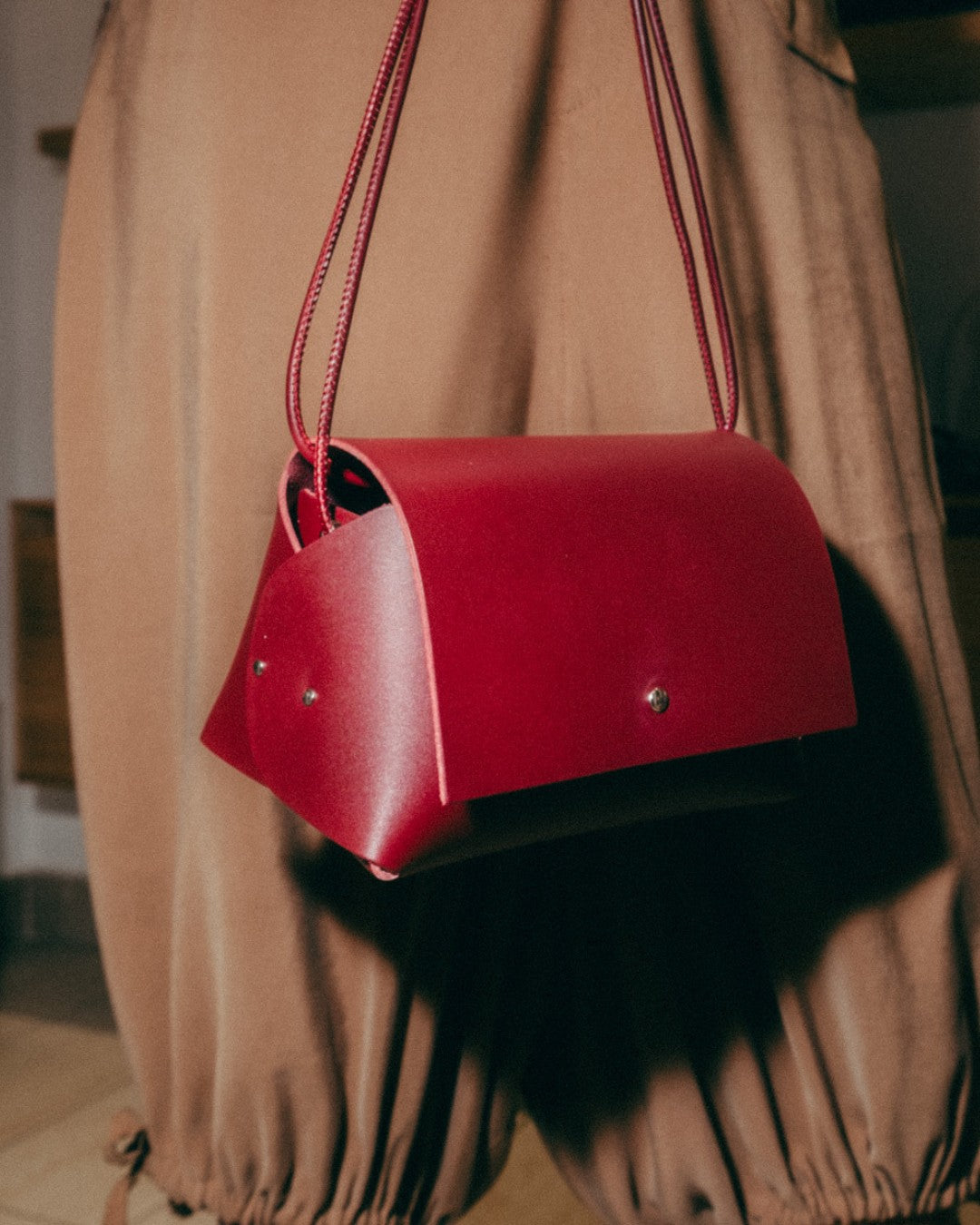 AMPARITO ORIGAMI - Leather Handbag