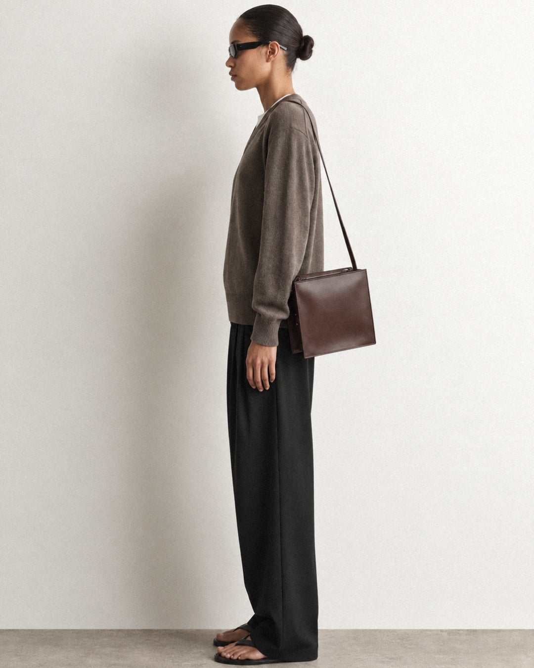 Sofía Hija in Chocolate leather · medium bag in vegetable-tanned leather, handmade in Málaga · Labienhecha