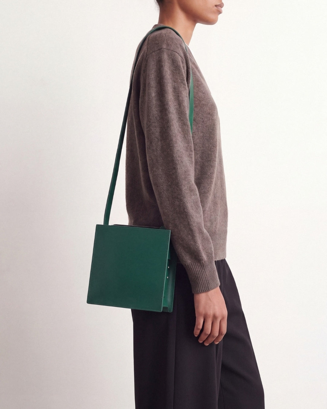 Sofía Hija in Green Hope leather · medium bag in vegetable-tanned leather, handmade in Málaga · Labienhecha