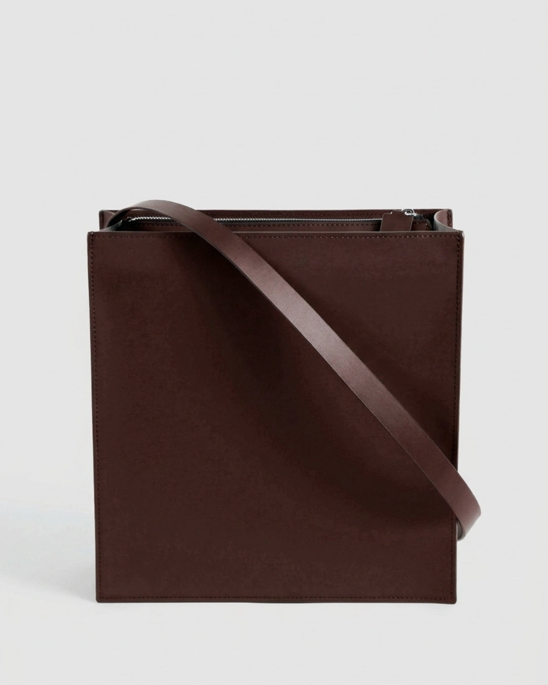Sofía Madre in Chocolate leather · large bag in vegetable-tanned leather, handmade in Málaga · Labienhecha