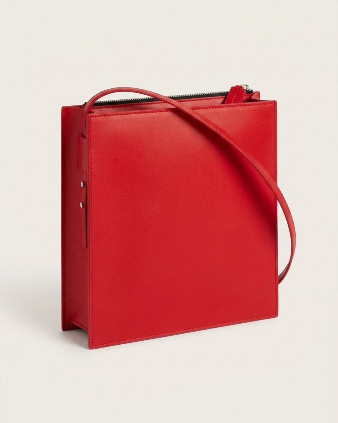 Sofía Madre in Red leather · large bag in vegetable-tanned leather, handmade in Málaga · Labienhecha
