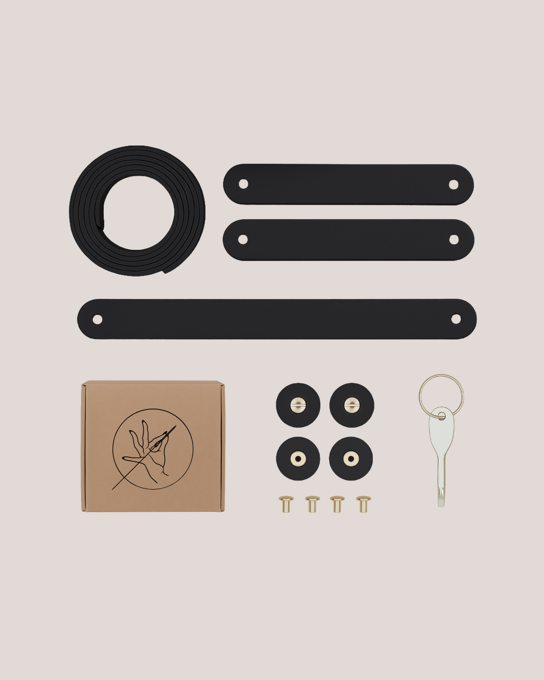 Rodeo leather extras pack in Black for Labienhecha Rafaelas, Ninas and Ximenas bags: extendable side wings, buttons, shoulder pad, long strap and a little box with a screwdriver