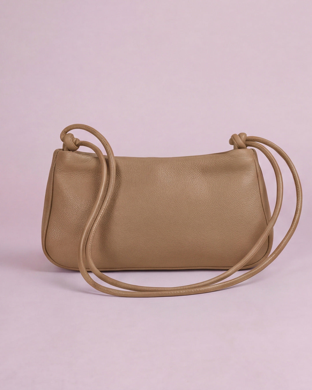 Loli - Bolso mediano con cordón en piel arena oscuro — Labienhecha